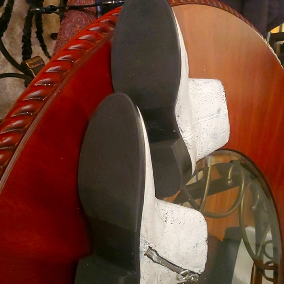 Frye Distressed White Leather Boots - Picture 2 of 2